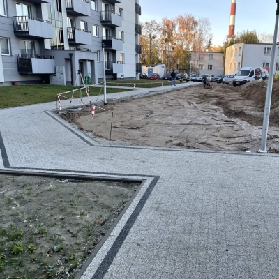 Innowacyjne materiały i technologie w kostce brukowej: Co warto wiedzieć 