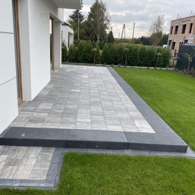 Tworzenie idealnego tarasu z kostki brukowej kluczowe wskazówki