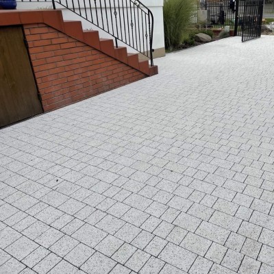 Jak dobrać odpowiednią kostkę brukową do stylu Twojego domu