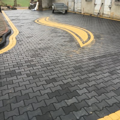 Kostka brukowa jak nigdy dotąd: Odkrywamy nowoczesne projekty z kostki brukowej